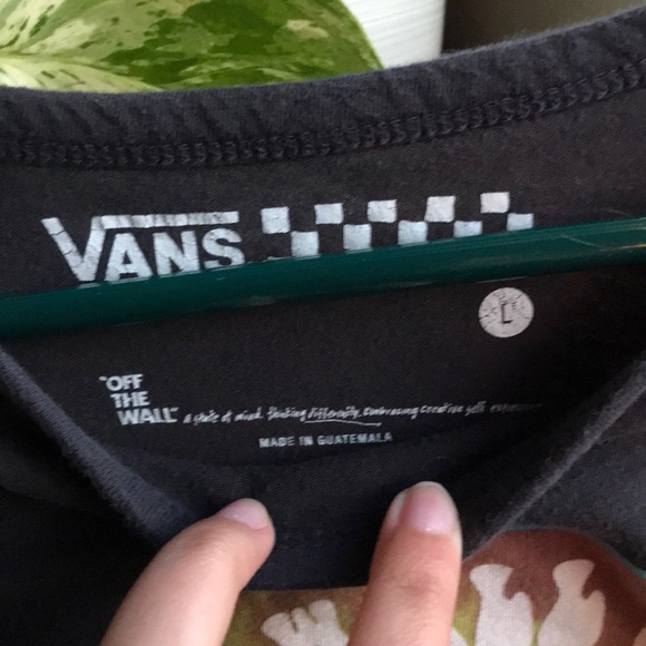 Vans T shirt- Record player design - Picture 2 of 3